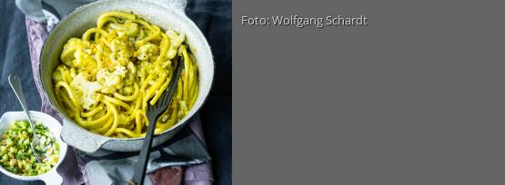 Rezeptbild für "Curry-Nudeln mit Blumenkohl"