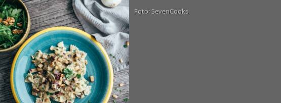 Rezeptbild für "Farfalle mit veganer Carbonara"