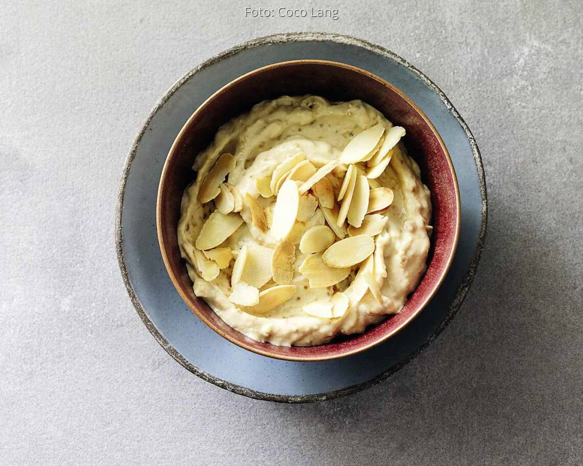 Feigen-Joghurt-Creme mit Mandeln