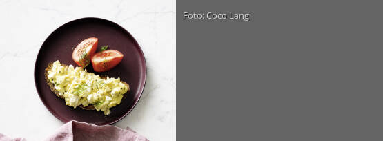 Rezeptbild für "Feta-Rühreier auf Vollkornbrot"