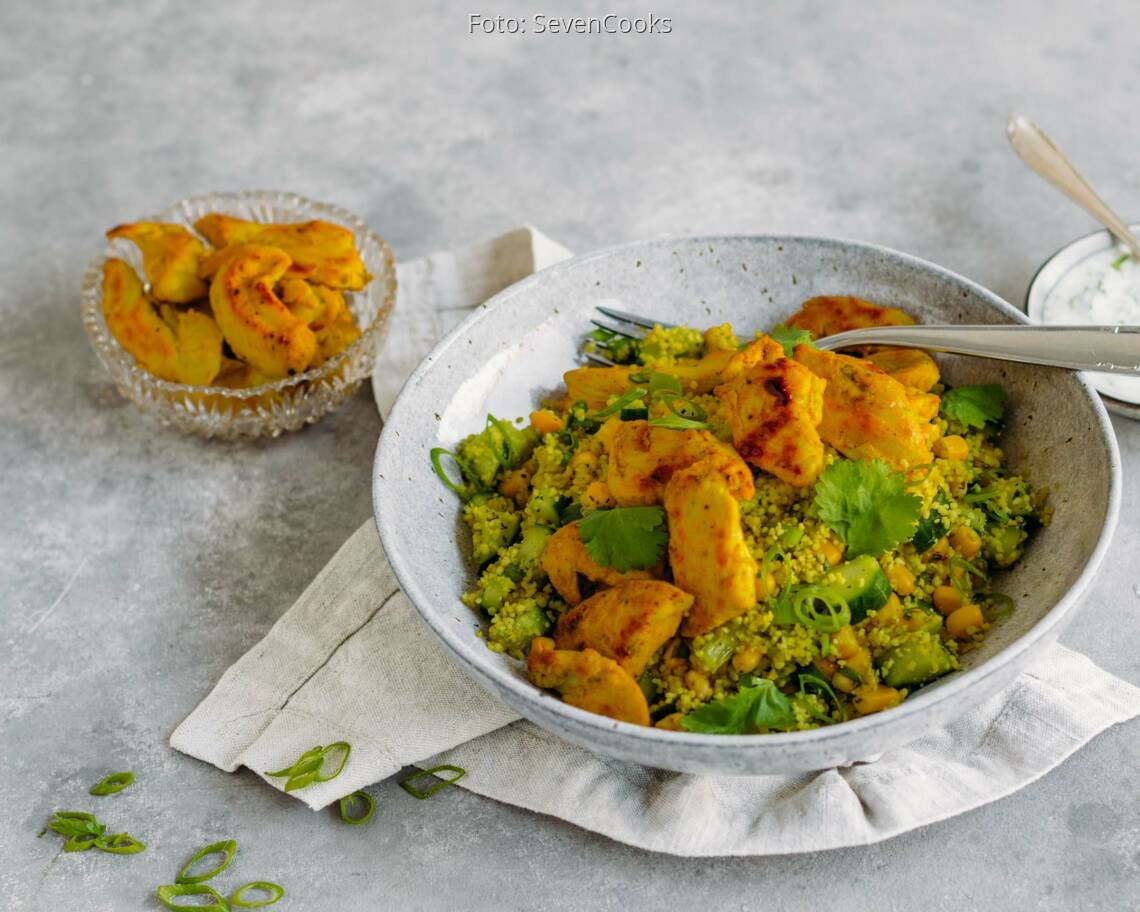 Flexitarisches Rezept: Couscoussalat mit Hähnchenstreifen 2