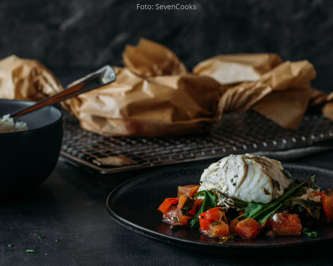 Flexitarisches Rezept: Cremiges Tomaten-Fisch-Papilotte mit Reis 2