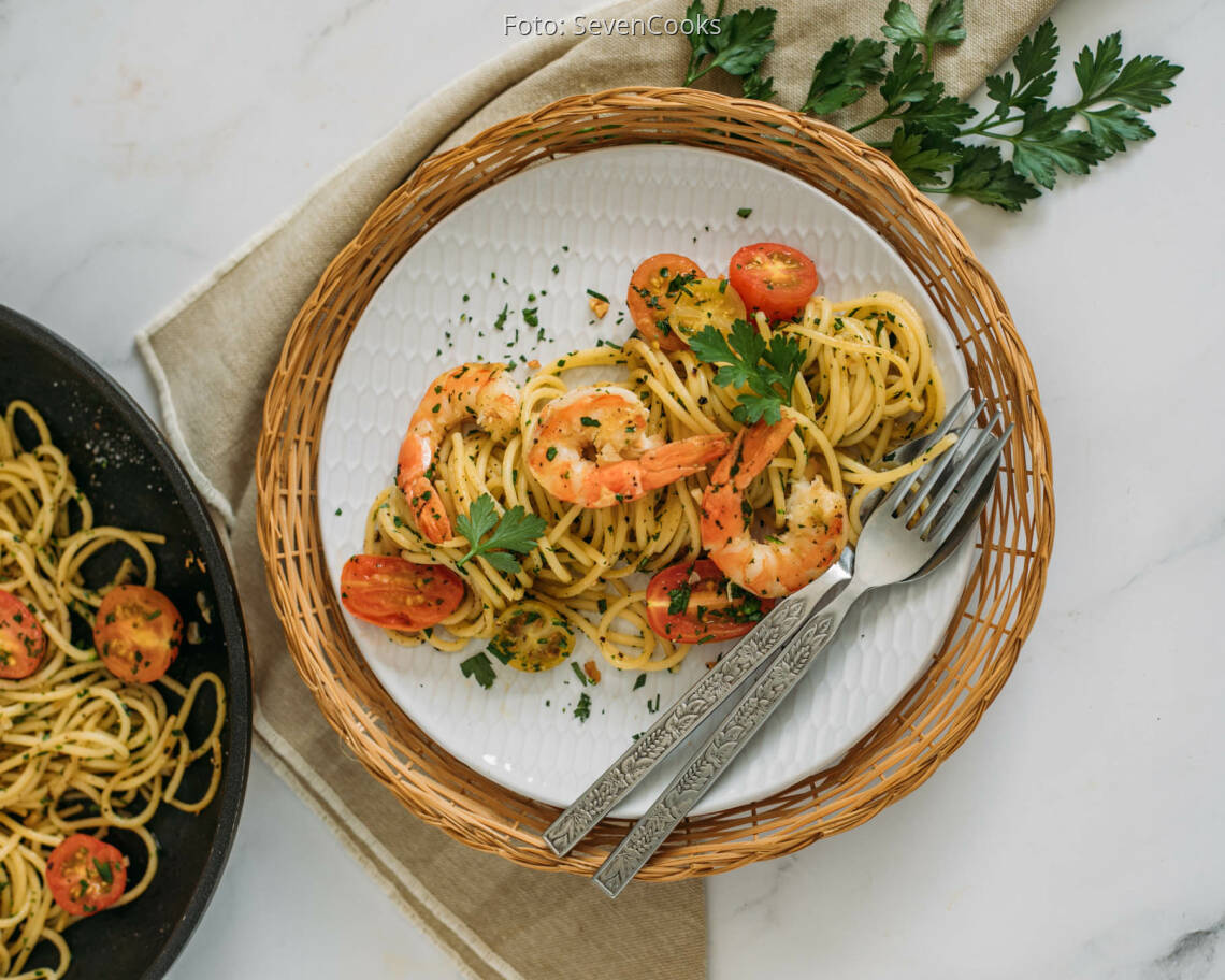 Flexitarisches Rezept: Garnelen mit Knoblauch-Pasta