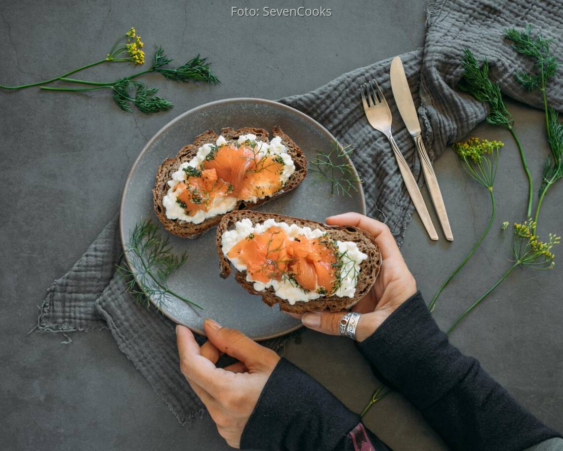 flexitarisches Rezept: Gebeizter Lachs auf Brot
