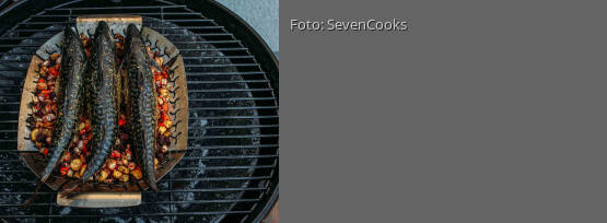 Rezeptbild für "Makrele vom Grill auf Wurzelgemüse"