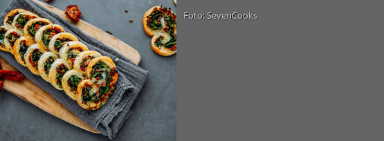 Rezeptbild für "Parmaschinken Blätterteig Rollen"