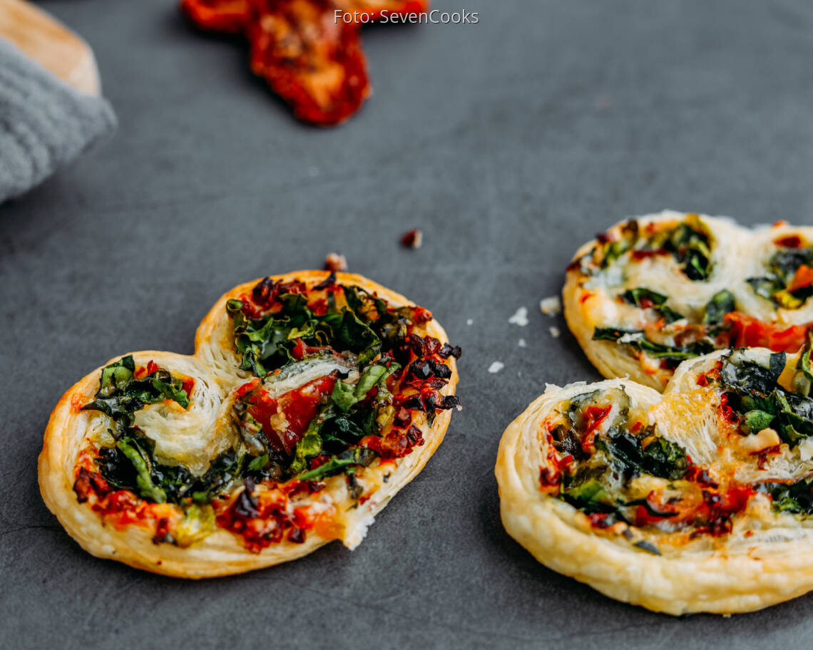 Flexitarisches Rezept: Parmaschinken Blätterteig Rollen 3