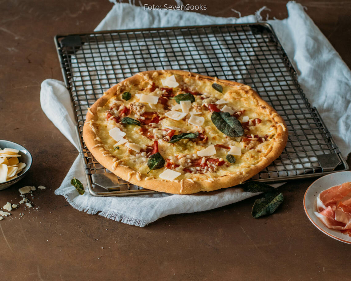 Flexitarisches Rezept: Pizza mit Parmaschinken