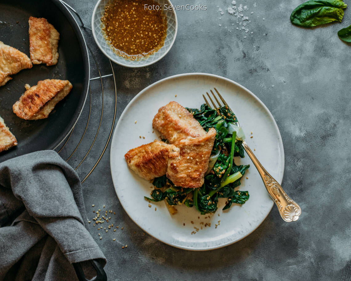 Flexitarisches Rezept: Putenschnitzel mit Spinat Gomae 3