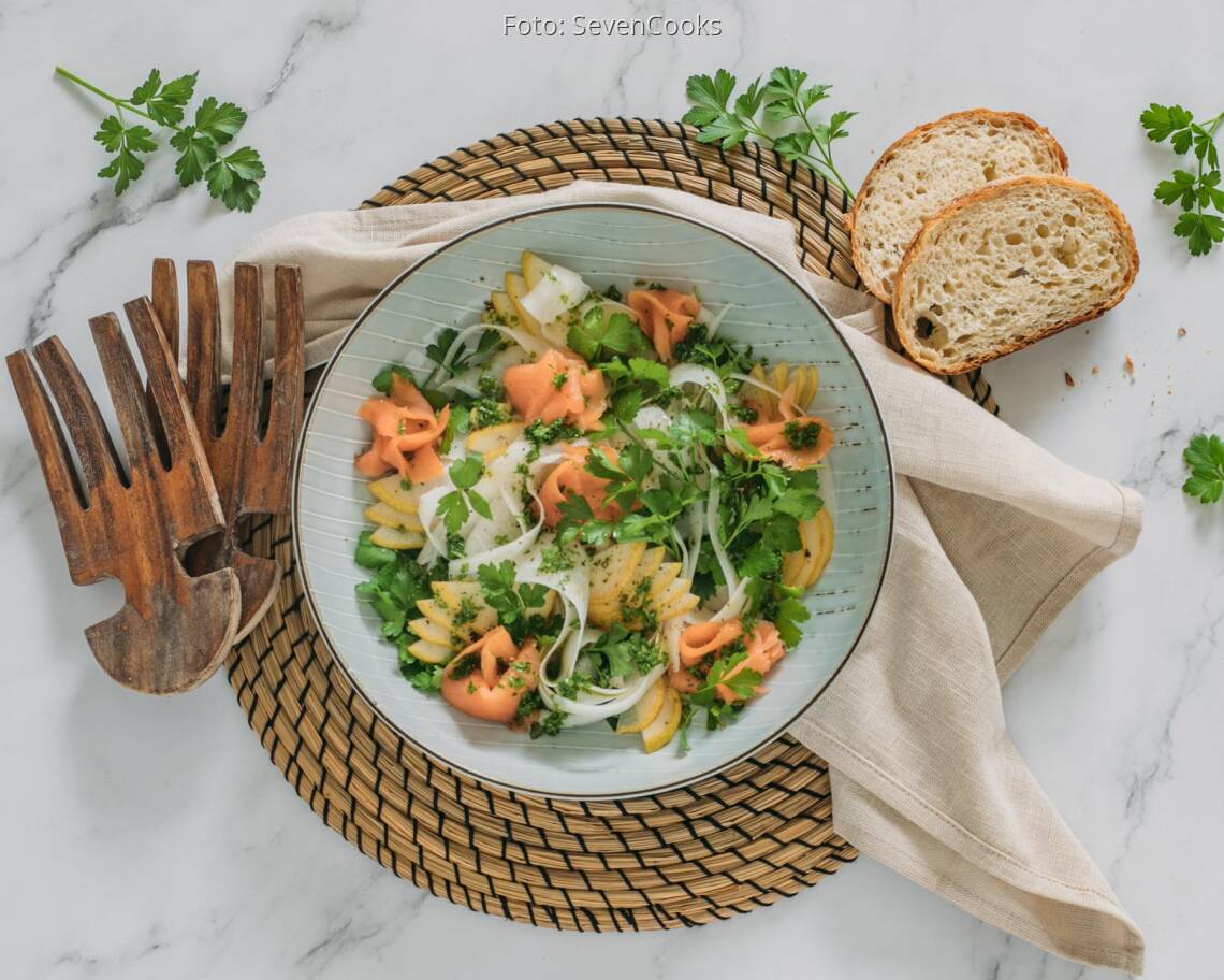 Flexitarisches Rezept: Rettichsalat mit Lachs und Birne 1