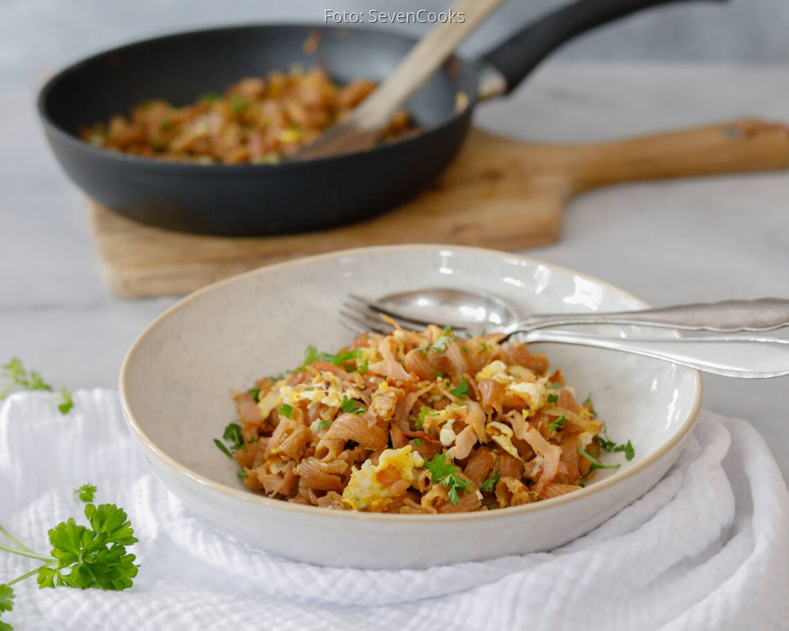 Flexitarisches Rezept: Schinkennudeln mit Ei 3