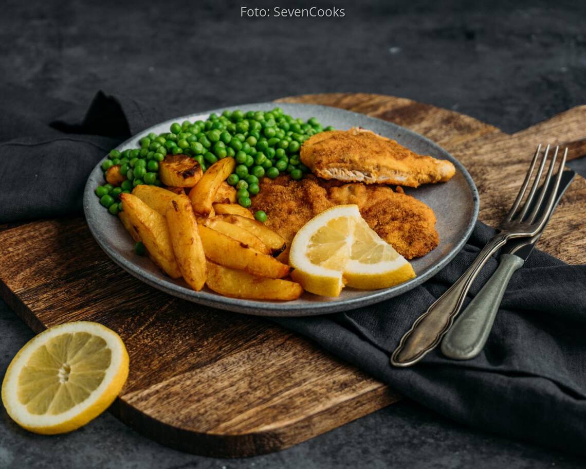 Flexitarisches Rezept: Schnitzel aus dem Backofen mit Ofen Wedges