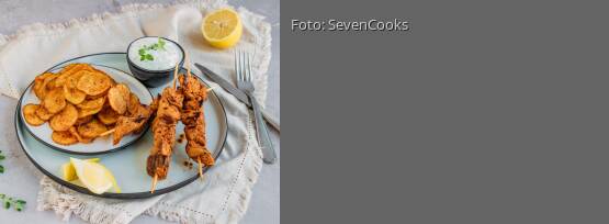 Rezeptbild für "Souvlaki mit Kartoffelchips und Zaziki"
