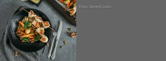 Rezeptbild für "Winterbowl mit Ofengemüse und Hähnchenspieße"