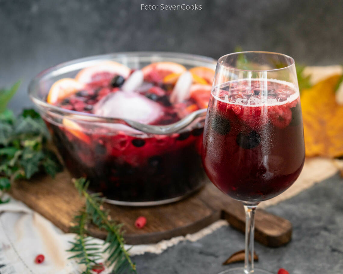 Fruchtige Bowle mit eiskalten Händchen 2