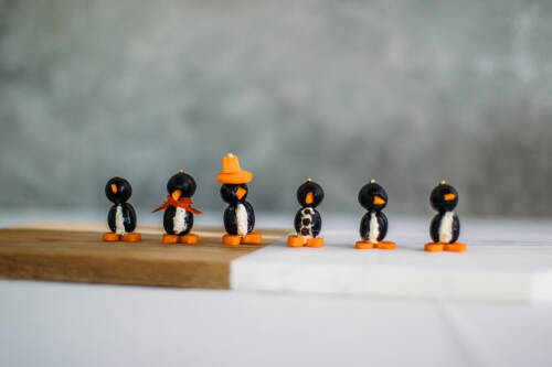 Pinguine aus Oliven und Frischkäse
