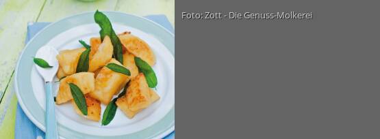 Rezeptbild für "Gefüllte Gnocchi mit Salbeibutter"