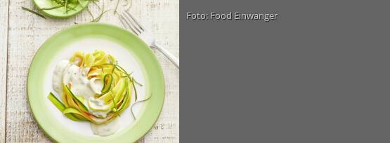 Rezeptbild für "Gemüsenudeln mit Gorgonzola"