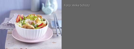 Rezeptbild für "Glasierter Tempeh auf Glasnudeln"