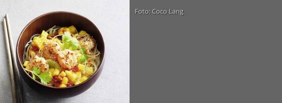 Rezeptbild für "Glasnudelsalat mit Mango und Garnelen"