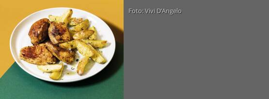 Rezeptbild für "Hähnchennuggets mit Kartoffelecken"