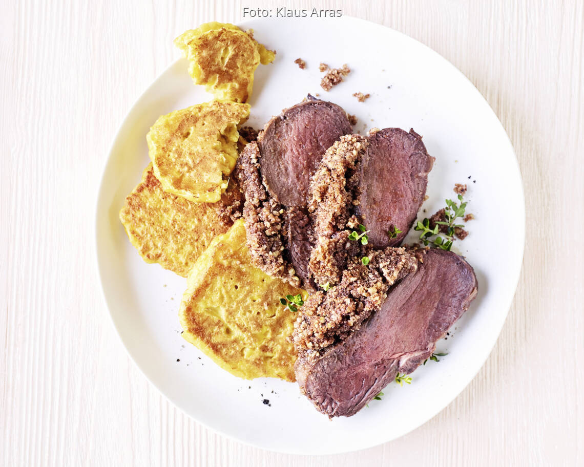 Hirschrücken mit Nusskruste