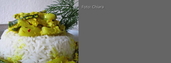 Rezeptbild für "Fenchel-Zucchini-Reis mit Joghurtsauce"