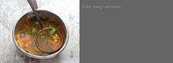 Rezeptbild für "Kanarische Brunnenkressesuppe mit breiten Bohnen"