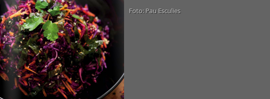 Rezeptbild für "Karotten-Rotkohl-Meersalat mit Ingwer-Zitronengras-Dressing"