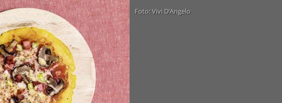 Rezeptbild für "Kartoffelpizza mit Speck und Pilzen"