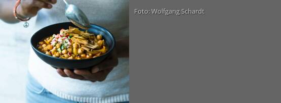 Rezeptbild für "Kichererbsen-Dal mit Tortilla-Chips"