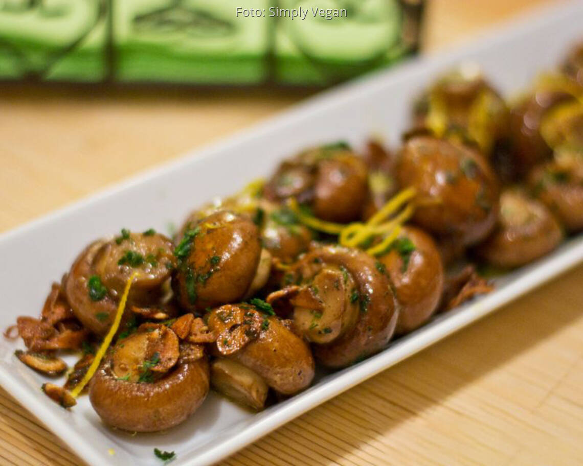 Knoblauchchampignons mit Zitrone
