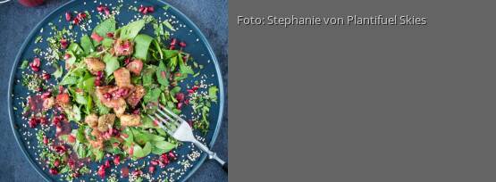 Rezeptbild für "Knuspriger Auberginen-Granatapfel-Salat"