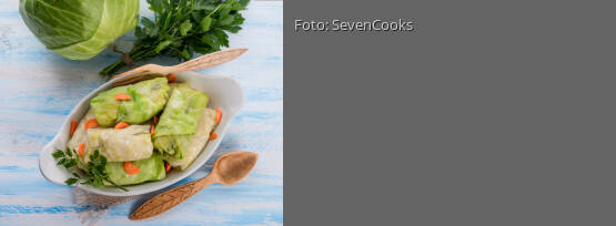 Rezeptbild für "Kohlrouladen mit Tofu und Gemüse gefüllt – vegan"