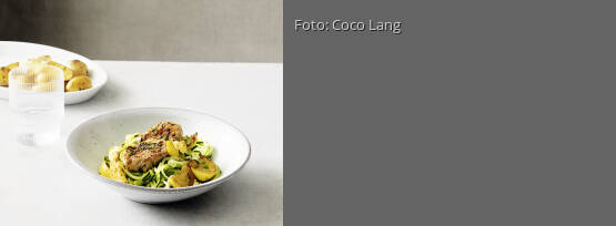 Rezeptbild für "Kräutermedaillons mit Zoodles"