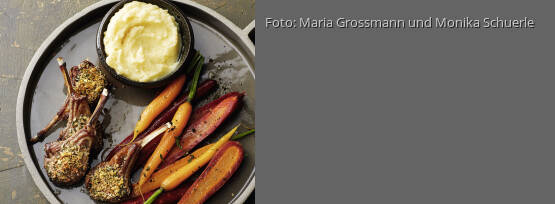 Rezeptbild für "Lamm mit Kräuterkruste, Püree und Möhren"