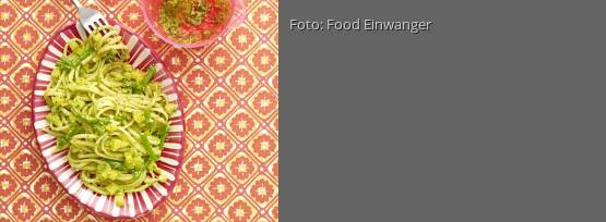 Rezeptbild für "Linguine mit Basilikum-Pesto"