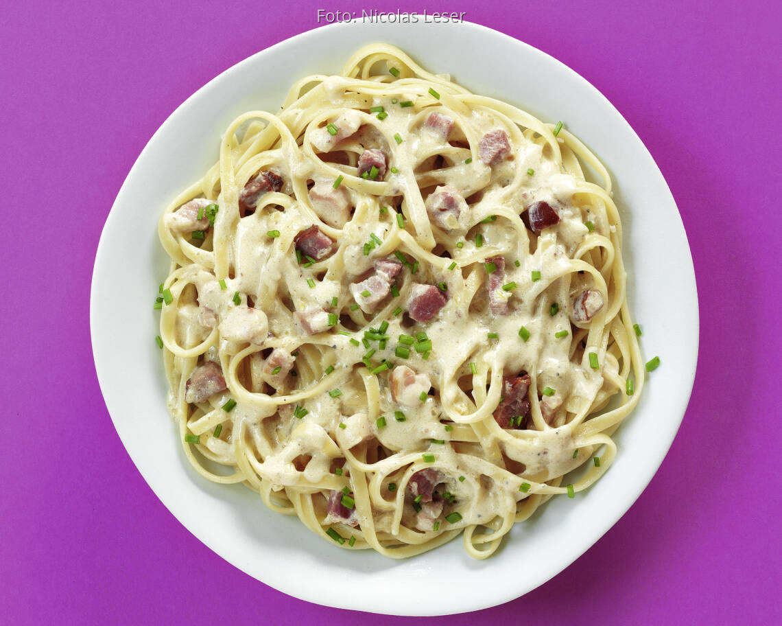 Linguine mit Speck und Schnittlauch