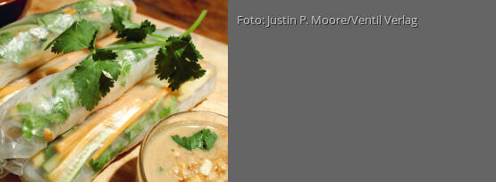 Rezeptbild für "Vietnamesische Sommerrollen mit Erdnuss-Ingwer-Dip"