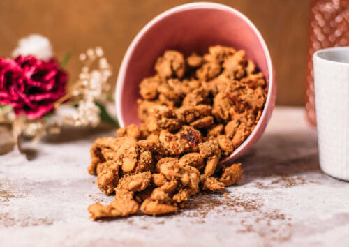 Snacken muss erlaubt sein, so auch mit diesen Snack-Mandeln. Die kannst du auch während deiner Low-Carb-Phase zwischendurch mal naschen.