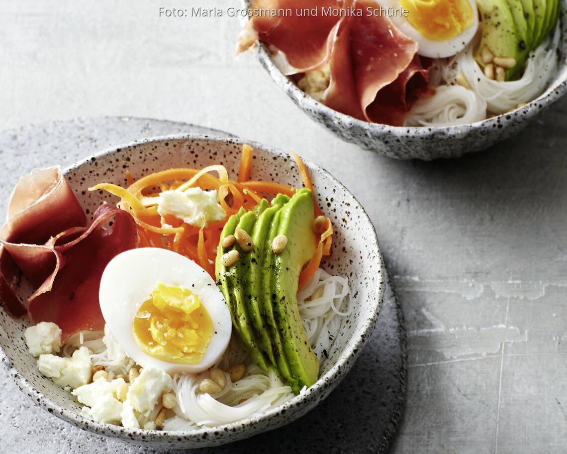 Low-Carb-Bowl mit Shirataki