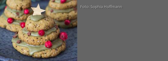 Rezeptbild für "Matcha-Chia-Weihnachtsbäume"