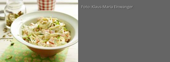 Rezeptbild für "Möhren-Pasta mit Kerne-Crunch"