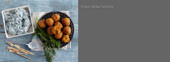 Rezeptbild für "Möhrenbällchen mit Spinat-Dip"