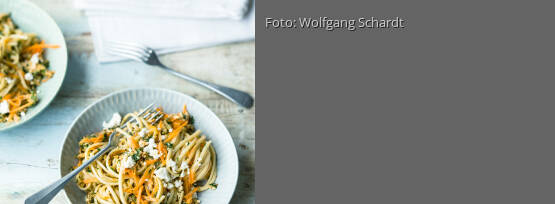 Rezeptbild für "Möhrennudeln mit Feta-Pesto"