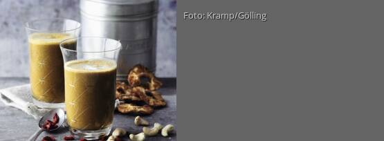 Rezeptbild für "Moringa-Smoothies mit Cashews und Gerstengras"