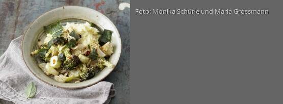 Rezeptbild für "Ofen-Brokkoli mit Kurkumapüree"