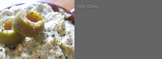 Rezeptbild für "Oliven-Feta-Brotaufstrich"