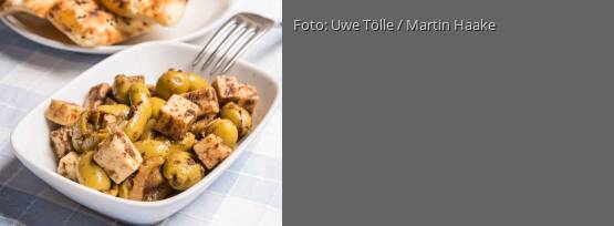 Rezeptbild für "Olivensalat mit Käse"