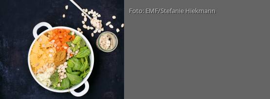 Rezeptbild für "One Pot Pasta: Erdnuss & Spinat"